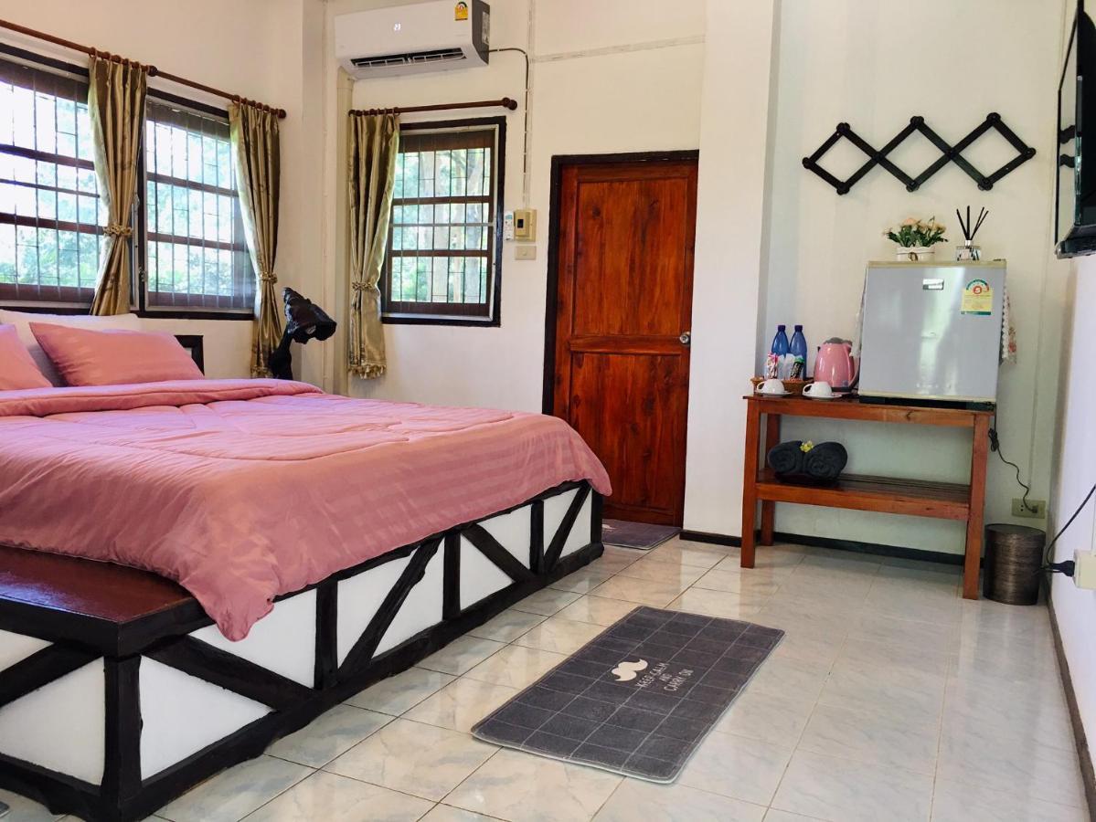 Bed and Breakfast Nan Waterside Hong Bon Nern Exterior foto
