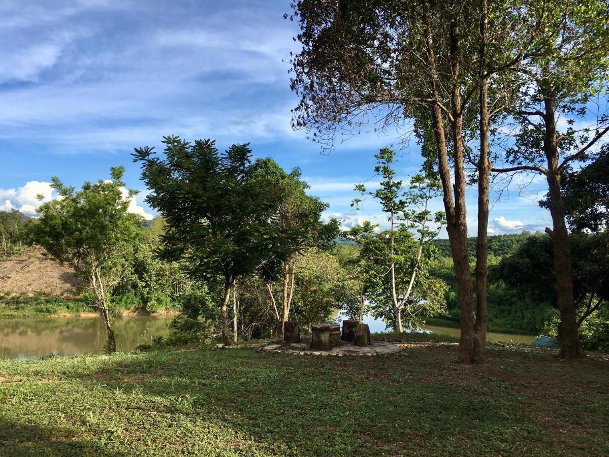 Bed and Breakfast Nan Waterside Hong Bon Nern Exterior foto