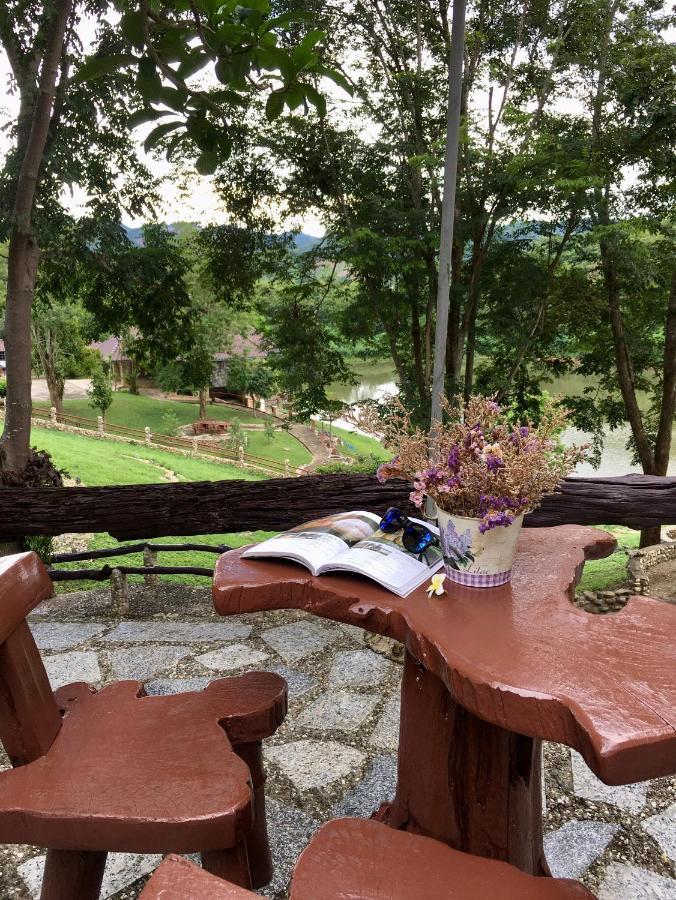 Bed and Breakfast Nan Waterside Hong Bon Nern Exterior foto