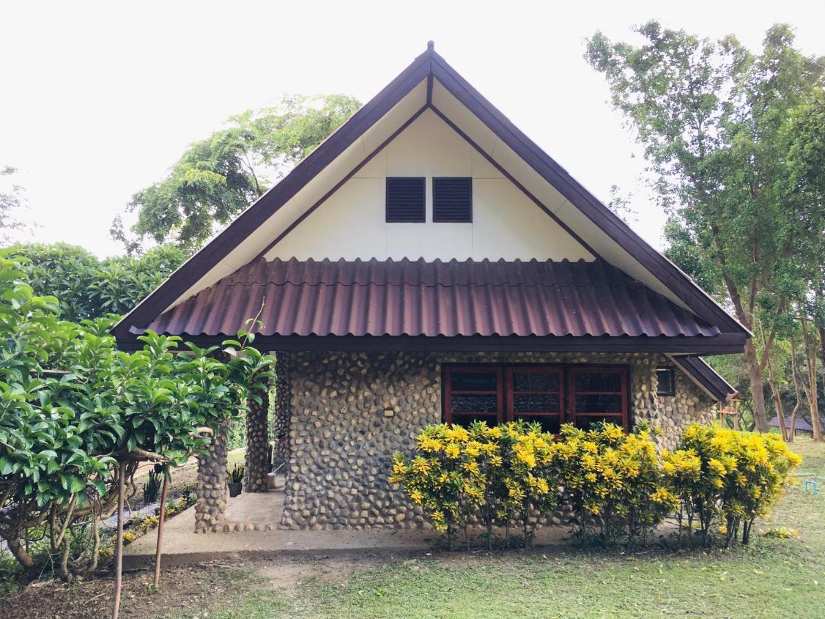Bed and Breakfast Nan Waterside Hong Bon Nern Exterior foto