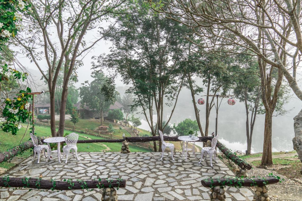Bed and Breakfast Nan Waterside Hong Bon Nern Exterior foto